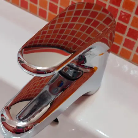 Casa de hóspedes Camera Con Due Letti Singoli Doccia Idromassaggio Sanremo