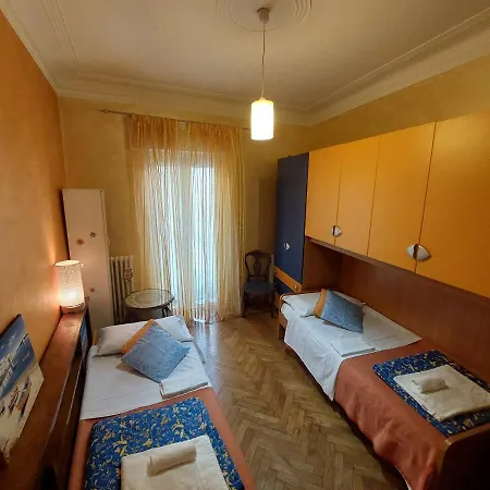 Camera con due letti singoli Doccia idromassaggio * Sanremo